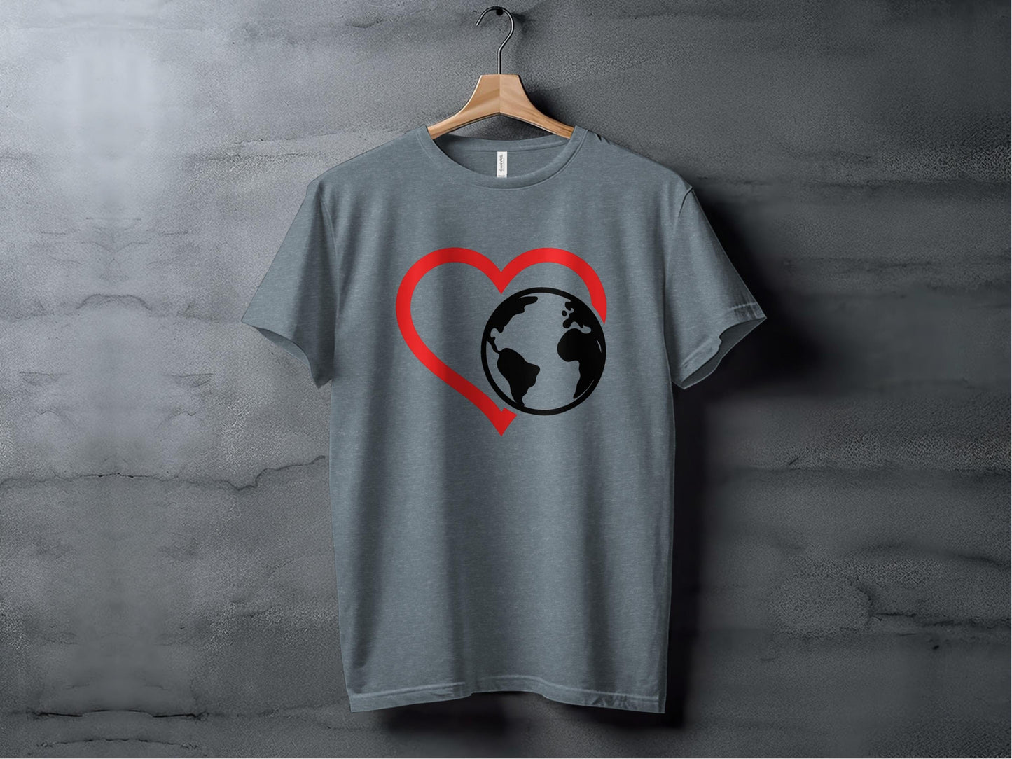 Love the Earth Heart Monochrome Tee XS / Heather Slate