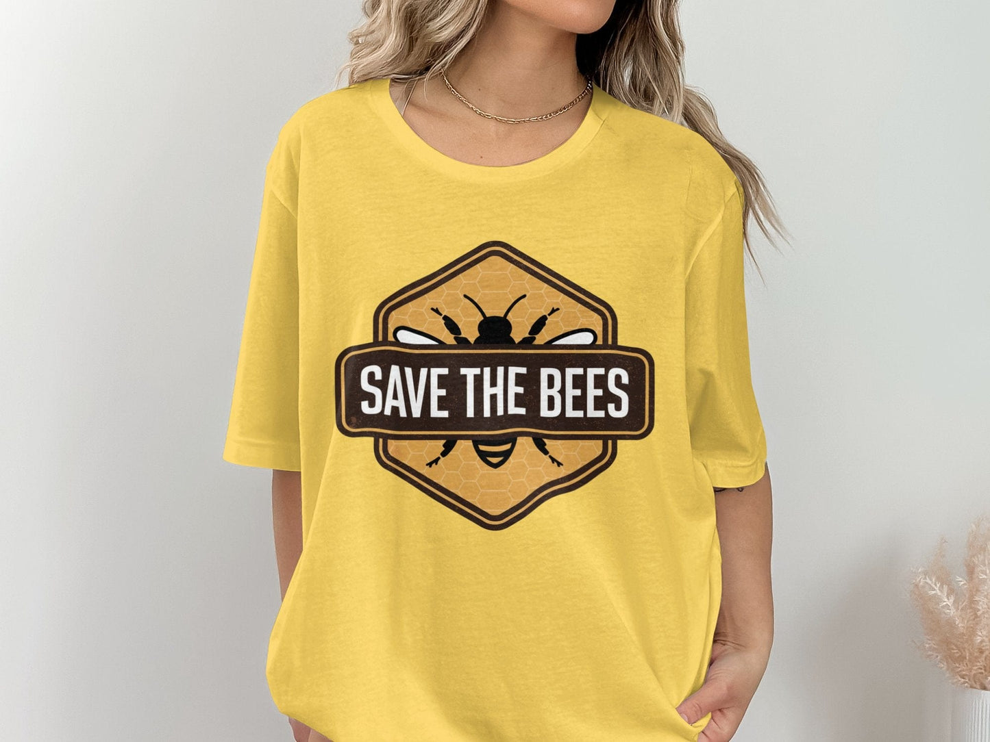 Save the Bees Badge Tee XS / Yellow