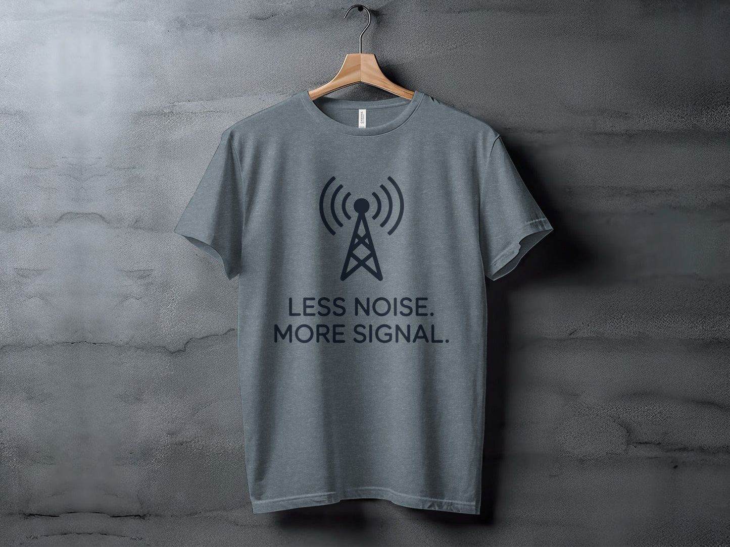 Less Noise More Signal Tee XS / Heather Slate